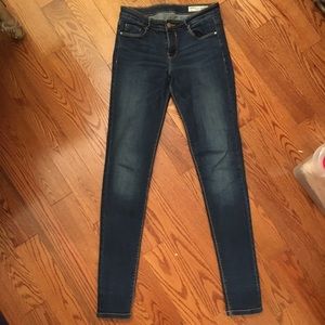 Zara mid rise skinny jeans - like new!